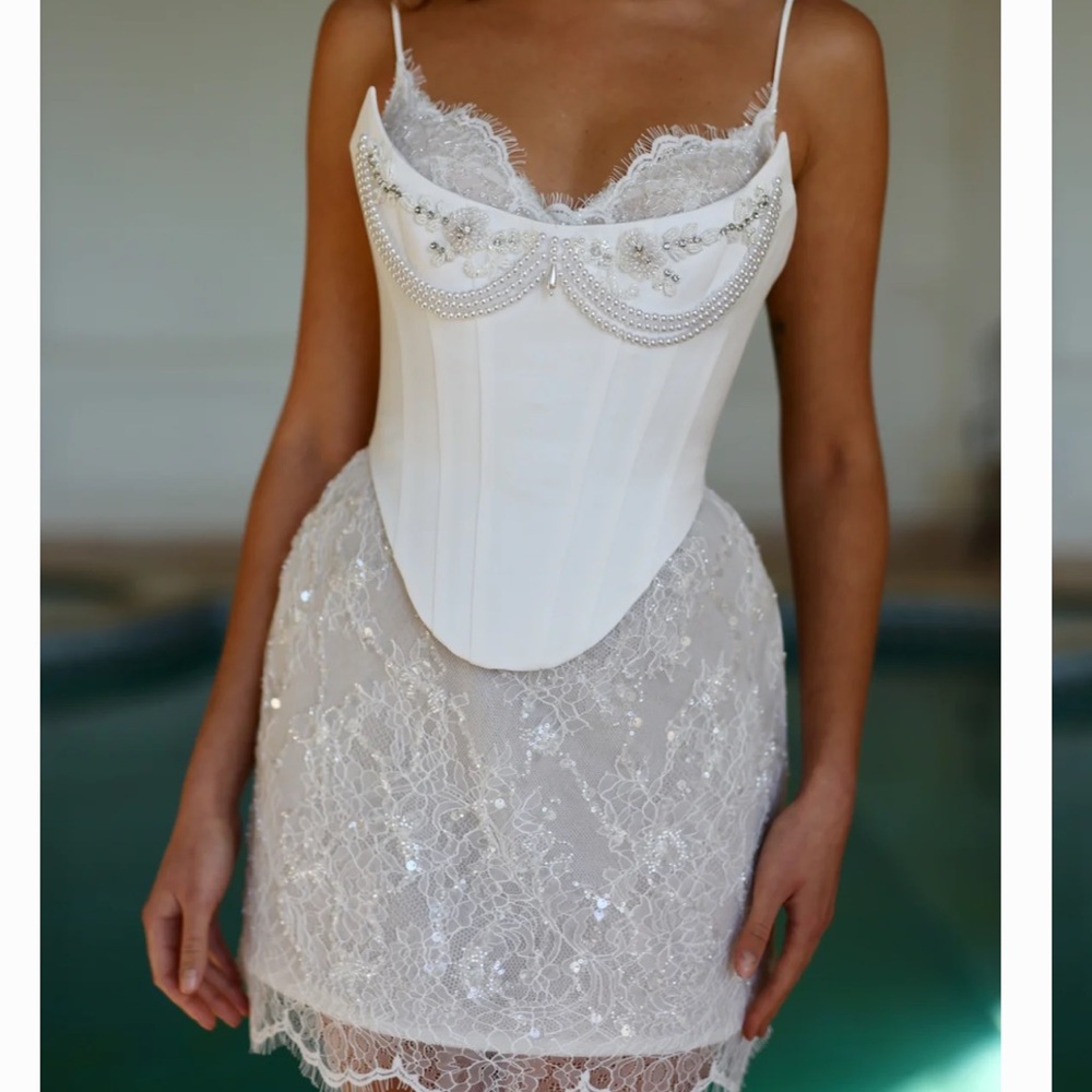 Chic White Lace Chemise with Corset Detail
